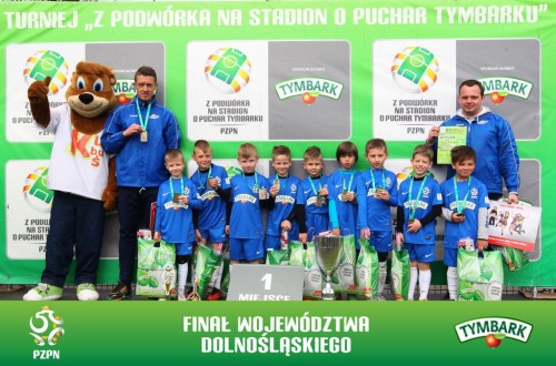 Zwycięska drużyna chłopców U-8 Fundacja Olympic Wrocław (fot. A.Kraszewski)